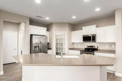 2046 W Davis Rd, Phoenix, AZ 85023 photo 13
