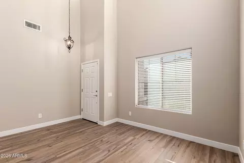 2046 W Davis Rd, Phoenix, AZ 85023 photo 7
