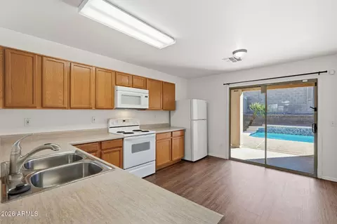 211 E Valley View Dr, Phoenix, AZ 85042 photo 12
