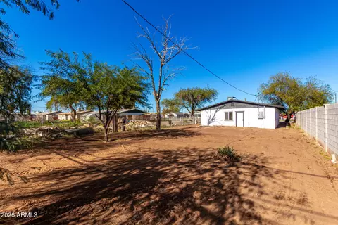 Exterior - 411 W Bealey Ave, Coolidge, AZ 85128 photo 4 of 6