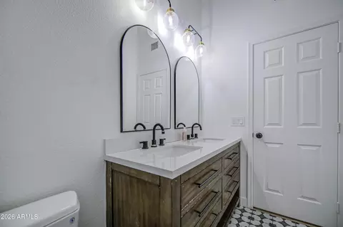 Bath - 2728 E Minton St, Mesa, AZ 85213 photo 7 of 10