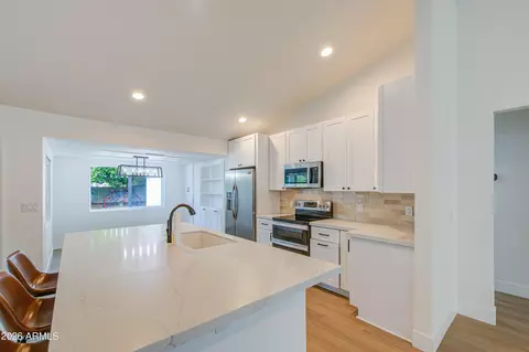 Kitchen - 2728 E Minton St, Mesa, AZ 85213 photo 4 of 5