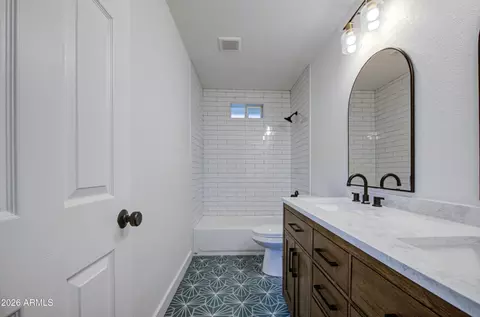 Bath - 2728 E Minton St, Mesa, AZ 85213 photo 8 of 10