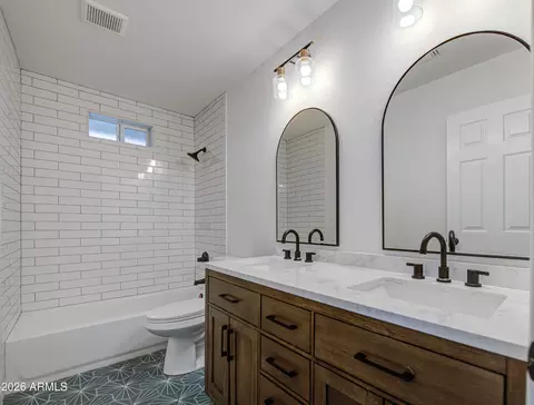 Bath - 2728 E Minton St, Mesa, AZ 85213 photo 9 of 10