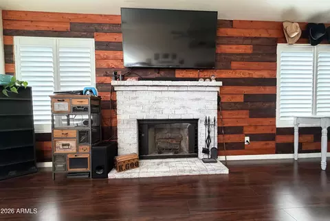 3647 W Escuda Dr, Glendale, AZ 85308