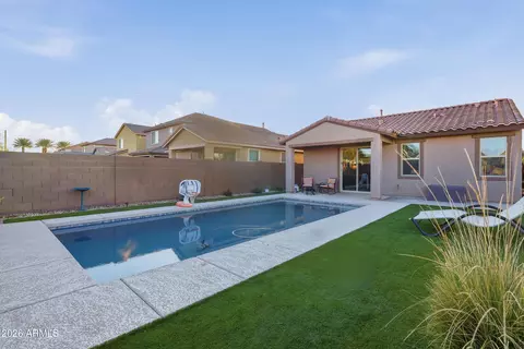 9142 W Sells Dr, Phoenix, AZ 85037