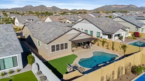 8037 E Jaeger St, Mesa, AZ 85207