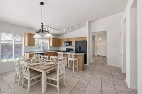 Dining - 2415 S Compton --, Mesa, AZ 85209 photo 1 of 1