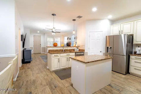 Kitchen - 7511 E Osage Ave, Mesa, AZ 85212 photo 4 of 4