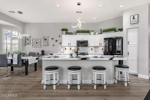 Kitchen - 4680 E Nightingale Ln, Gilbert, AZ 85298 photo 4 of 4