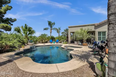 Exterior - 4680 E Nightingale Ln, Gilbert, AZ 85298 photo 10 of 16