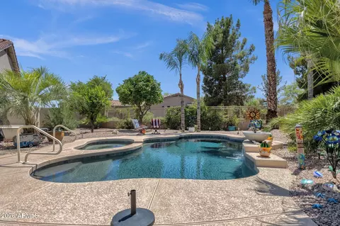 Exterior - 4680 E Nightingale Ln, Gilbert, AZ 85298 photo 8 of 16