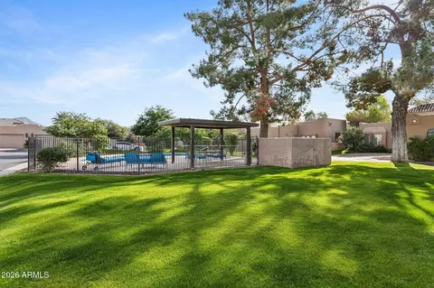 Exterior - 3015 E Coolidge St #10, Phoenix, AZ 85016 photo 5 of 7