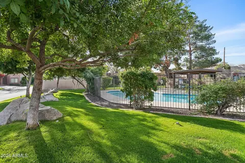 Exterior - 3015 E Coolidge St #10, Phoenix, AZ 85016 photo 7 of 7