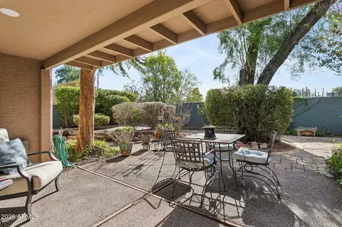 Exterior - 3015 E Coolidge St #10, Phoenix, AZ 85016 photo 3 of 7