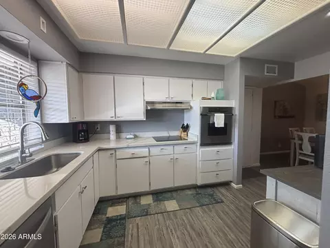 Kitchen - 4150 E Carmel Ave, Mesa, AZ 85206 photo 1 of 6