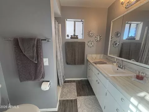 Bath - 4150 E Carmel Ave, Mesa, AZ 85206 photo 1 of 4