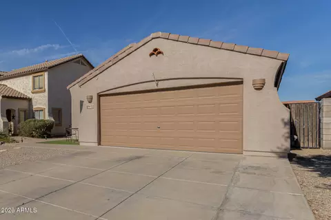 1682 E Christopher St, San Tan Valley, AZ 85140