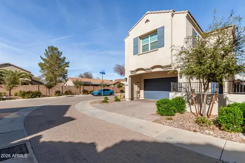 Exterior - 1476 E Shannon St, Gilbert, AZ 85295 photo 3 of 20