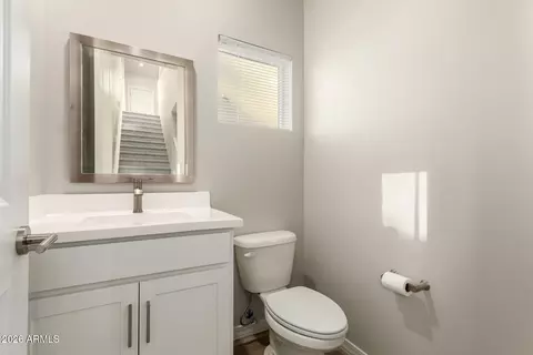 Bath - 1476 E Shannon St, Gilbert, AZ 85295 photo 1 of 3