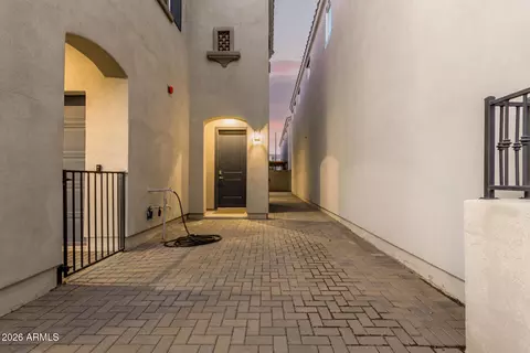 Exterior - 1476 E Shannon St, Gilbert, AZ 85295 photo 13 of 20