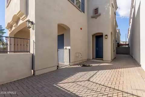 Exterior - 1476 E Shannon St, Gilbert, AZ 85295 photo 8 of 20