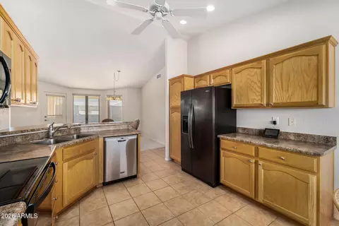 Kitchen - 11545 E Monterey Ave, Mesa, AZ 85209 photo 4 of 5