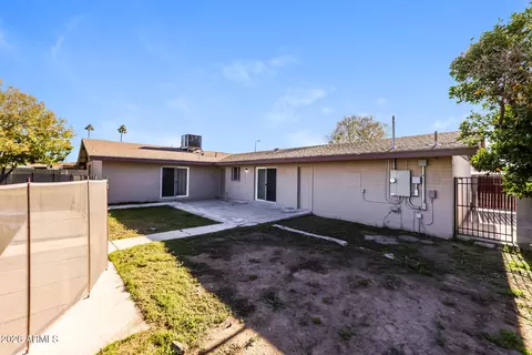 Exterior - 6218 W Wolf St, Phoenix, AZ 85033 photo 1 of 1
