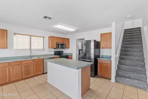 Kitchen - 11548 E Flower Cir, Mesa, AZ 85208 photo 1 of 5