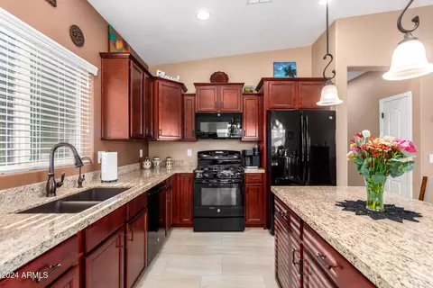 2603 E Hickory St, Gilbert, AZ 85298