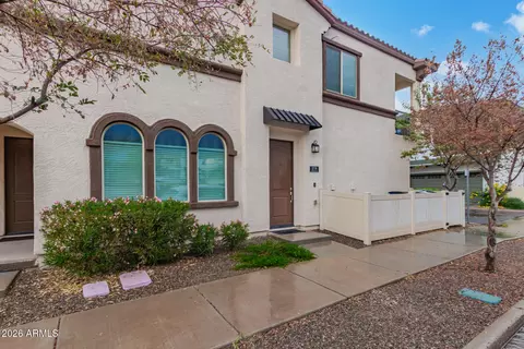 2774 S Decatur Dr #103, Gilbert, AZ 85295