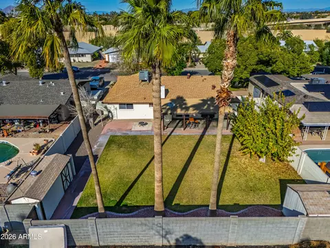 View/Area - 2115 E Greenway Dr, Tempe, AZ 85282 photo 5 of 6
