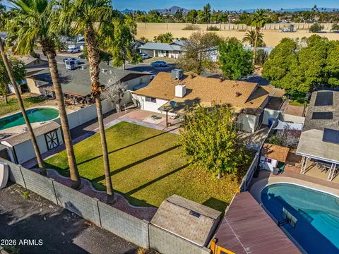 View/Area - 2115 E Greenway Dr, Tempe, AZ 85282 photo 6 of 6