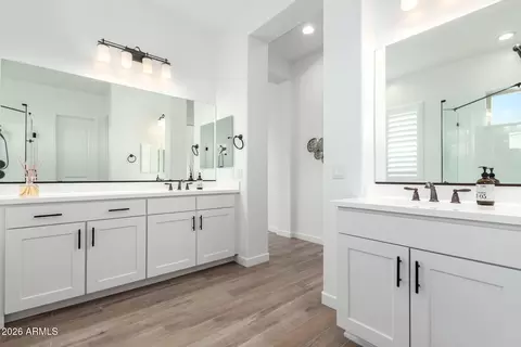 Entry Way - 8061 E Jaeger St, Mesa, AZ 85207 photo 3 of 3