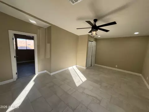 Bedroom - 1044 E Whitton Ave, Phoenix, AZ 85014 photo 6 of 10