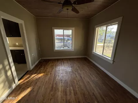 Living - 1044 E Whitton Ave, Phoenix, AZ 85014 photo 4 of 11