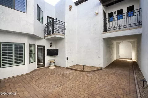 Exterior - 77 E Missouri Ave #49, Phoenix, AZ 85012 photo 5 of 6