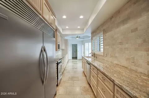 77 E Missouri Ave #49, Phoenix, AZ 85012