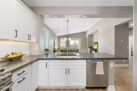 Kitchen - 10731 E Texas Ave, Mesa, AZ 85212 photo 2 of 5