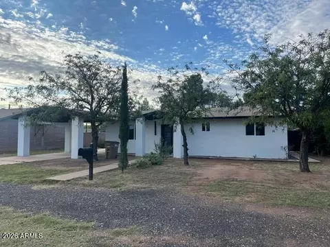 2435 E 13th St, Douglas, AZ 85607 photo 2