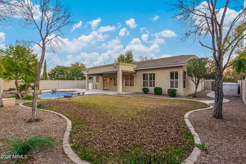 Exterior - 2860 E Lexington Ct, Gilbert, AZ 85234 photo 3 of 4