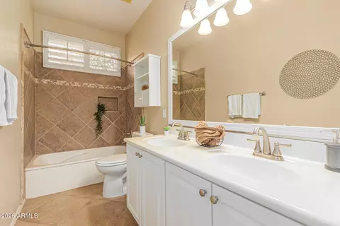 Bath - 2860 E Lexington Ct, Gilbert, AZ 85234 photo 2 of 2