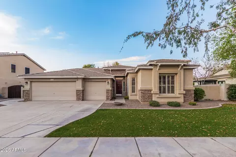 2860 E Lexington Ct, Gilbert, AZ 85234