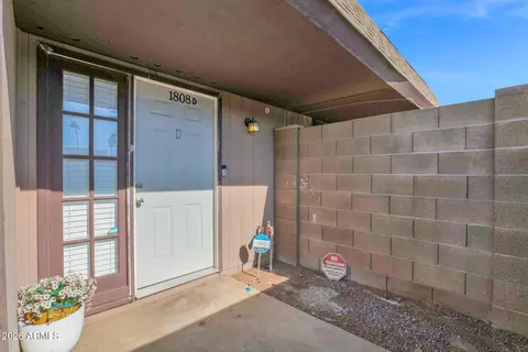 1808 E Center Ln #D, Tempe, AZ 85281
