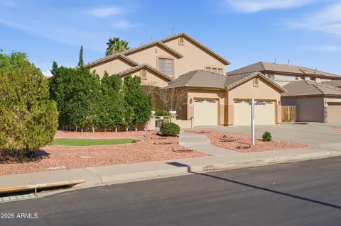 Exterior - 66 E Julian Dr, Gilbert, AZ 85295 photo 2 of 10