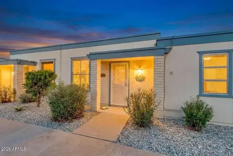 10030 W Royal Oak Rd #C, Sun City, AZ 85351