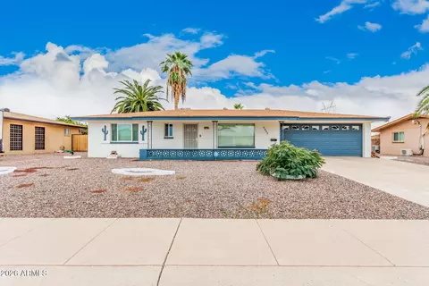 5823 E Des Moines St, Mesa, AZ 85205