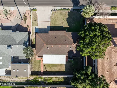 View/Area - 3421 E Camelback Rd, Phoenix, AZ 85018 photo 1 of 1