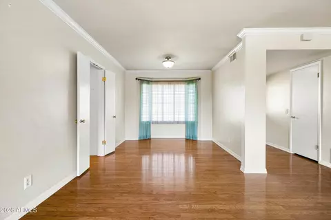 Living - 3421 E Camelback Rd, Phoenix, AZ 85018 photo 4 of 5