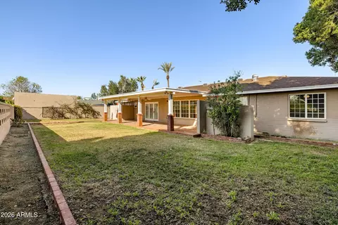 Exterior - 3421 E Camelback Rd, Phoenix, AZ 85018 photo 4 of 4